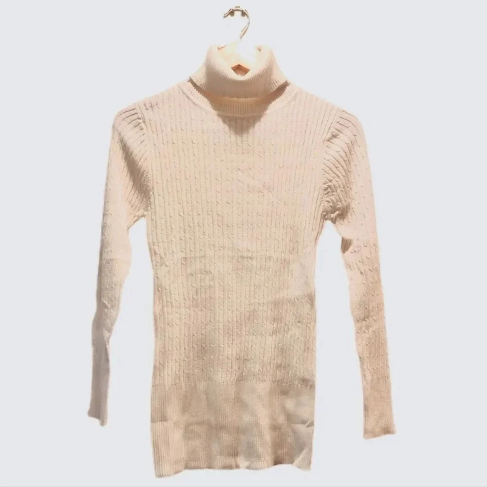 NWOT Sofishie White Cream Cable Knit Super Soft & Comfy Sweater Turtle in Large